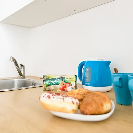 Crystal Downtown Hotel *